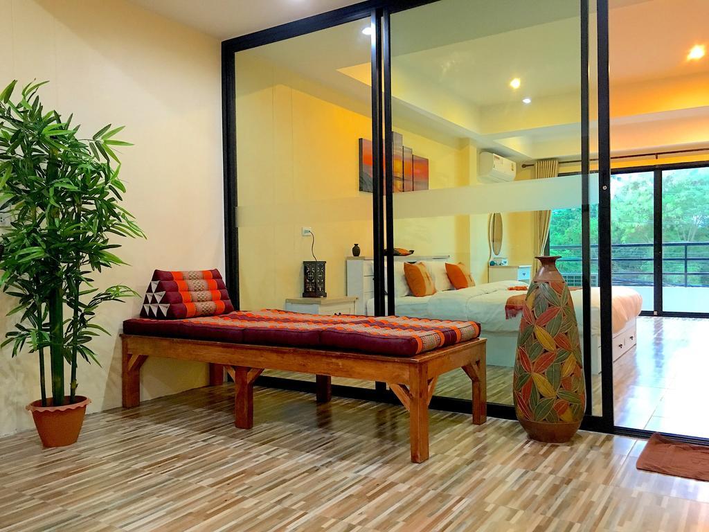 Апартаменти Breezy House Джомтьєн-Біч Екстер'єр фото