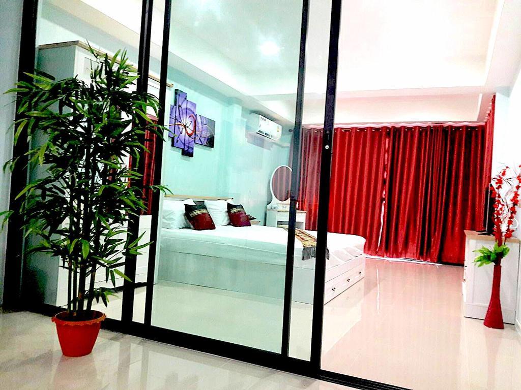 Апартаменти Breezy House Джомтьєн-Біч Екстер'єр фото