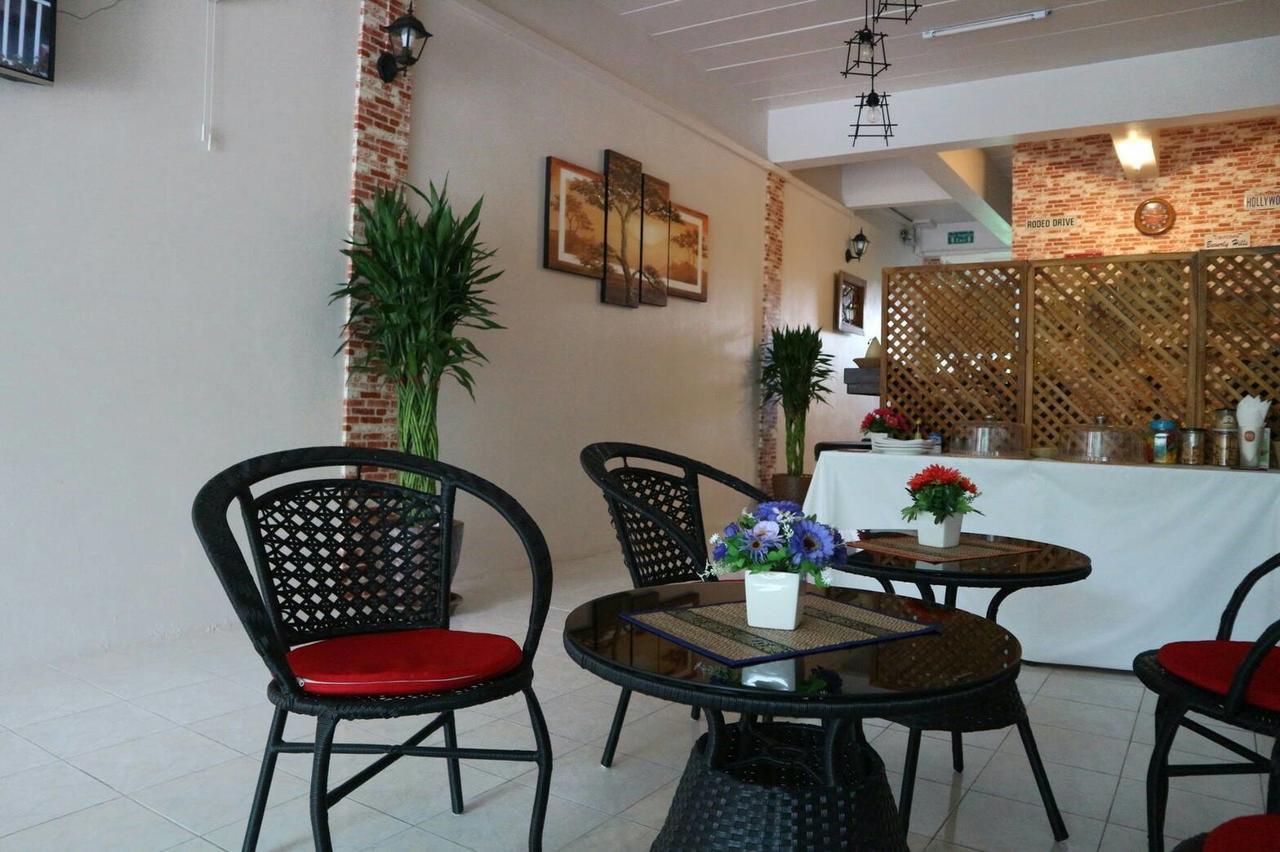 Апартаменти Breezy House Джомтьєн-Біч Екстер'єр фото