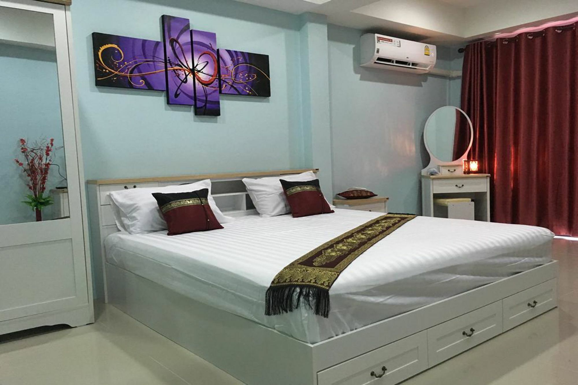 Апартаменти Breezy House Джомтьєн-Біч Екстер'єр фото